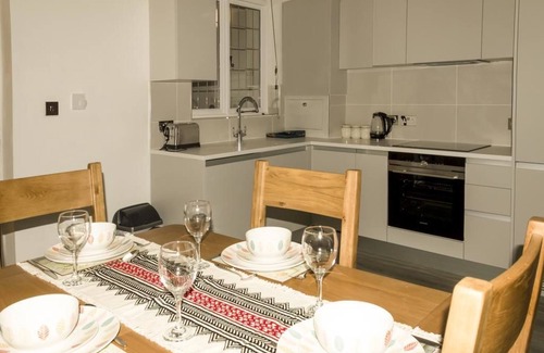 City Centre Apartment | The Three Gables