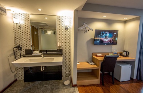 Downtown Hat Yai Hotel | The Three Hat Yai
