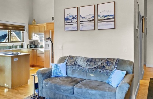 Sisters House | The Three Sisters 2 bdrm/2 bath home located in Pine Meadow Village next to the
