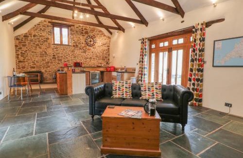 Highampton House | The Threshing Barn
