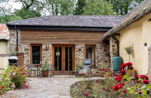 Highampton House | The Threshing Barn