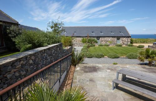 Rhyd-y-clafdy House | The Threshing Barn
