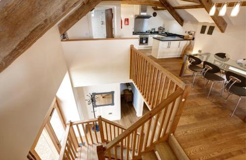 Rhyd-y-clafdy House | The Threshing Barn