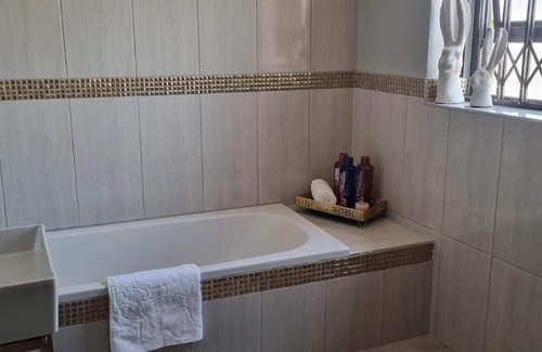 Greater Johannesburg Metropolitan Area Apartment | The Throne