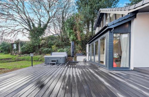 Milford Haven Apartment | The Tides