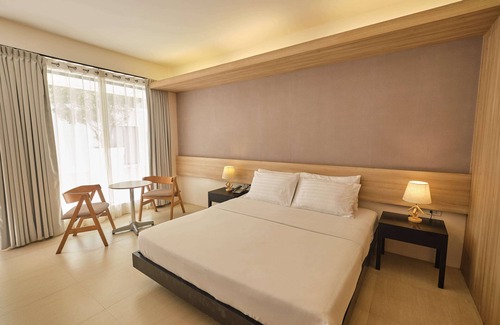 Boracay Island Resort | The Tides Hotel Boracay