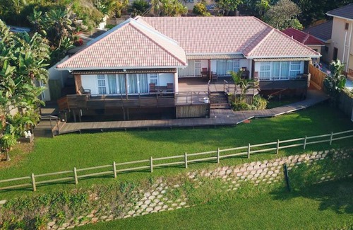 Bluff Bed & Breakfast | The Tides Inn Bed and Breakfast