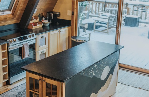Spring Valley Cabin | The Timber A-Frame Retreat ✦ Spacious Deck ✦ Hot Tub & BBQ