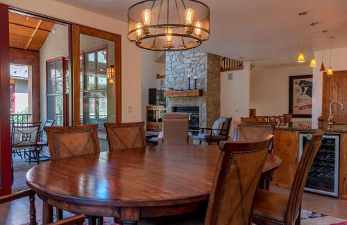 Ketchum House | The Timbers O-3 Bedroom