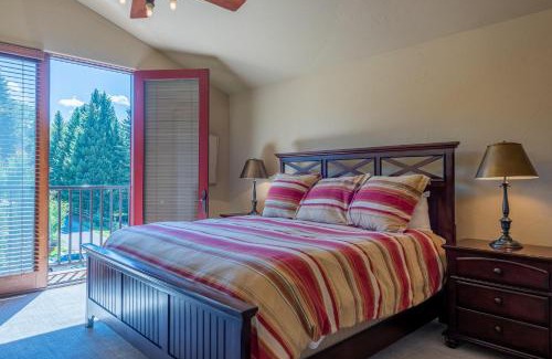 Ketchum House | The Timbers O-3 Bedroom