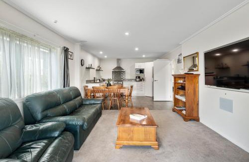 Kinloch House | The Tin Hut - Kinloch