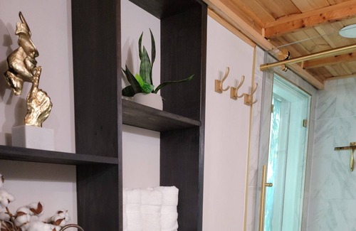 Davenport Cottage | The Tiny Private Paradise
