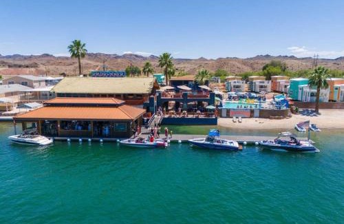 Parker Strip House | The Tipsy Mermaid at Road Runner Resort