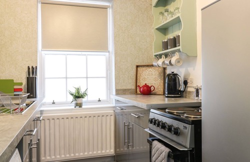Melrose House | THE TOLL HOUSE, pet friendly, character holiday cottage in Melrose