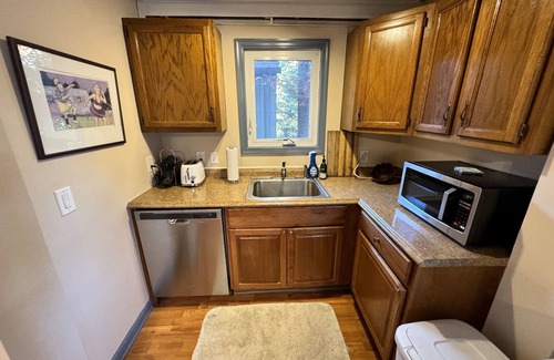 Lambertville House | The Tow Path House On D&R Canal
