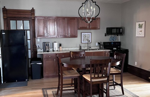 Eau Claire Apartment | The Tower on Summit