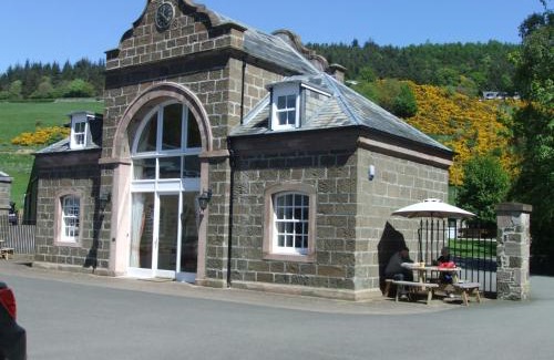 Perth House | The Towerview Coach Houses