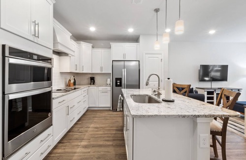 Atlantic Beach House | The Townes #2209 Beautifully Decorated Townhome in Barefoot
