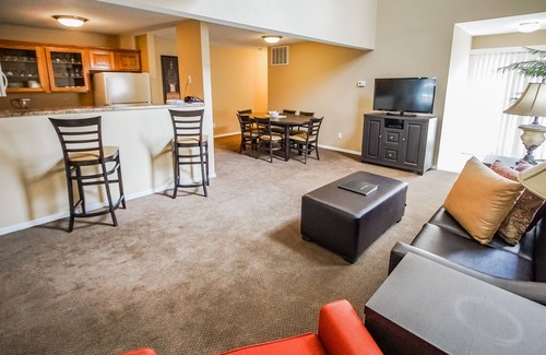 Branson Apartment | The Townhouses