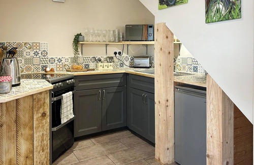 Brayford Cottage | The Tractor Barn - UK49678