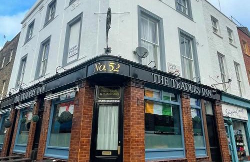 St. Johns Wood House | The Traders Inn