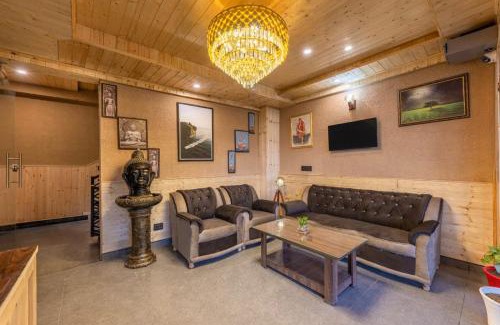 Fagu Hotel | The Traditional Retreat I Open Air Multi Cuisine Restaurant l Stargaze Café l Balaju Banquet Hall l Sky Night Bonfire l Free Wi-Fi Connectivity l Charvi Retreat by Exotic Stays