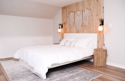 Trenton Apartment | The Trail Retreat - City Central w Free Parking