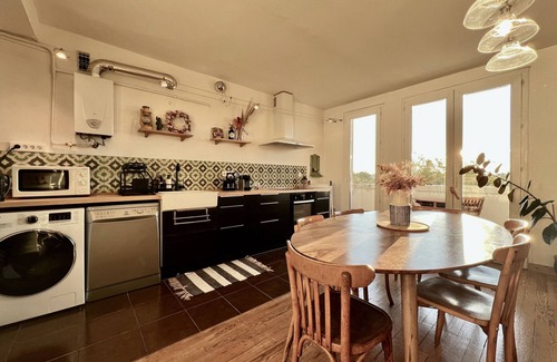 Toulouse Left Bank Apartment | The Traveler