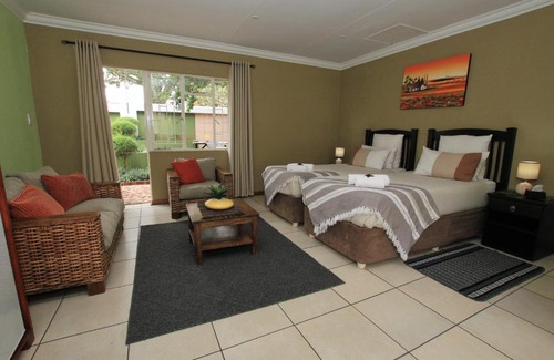 Farrarmere House | The Travellers Friend - Urban Jungle