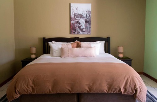 Farrarmere House | The Travellers Friend - Urban Jungle