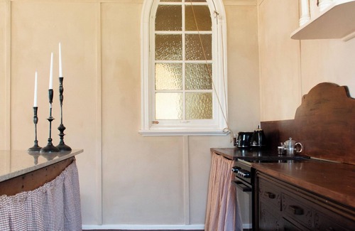 Gunbower House | The Travelling Bishop ~ Historic Church