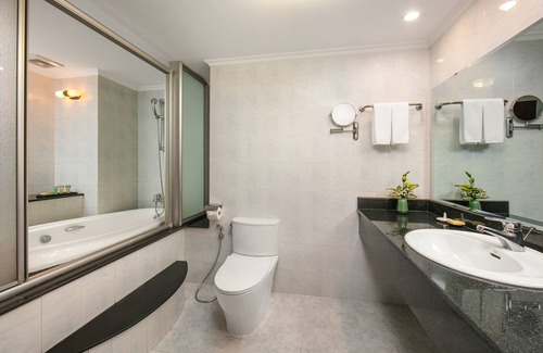 Ngo Quyen Hotel | The Tray Hotel