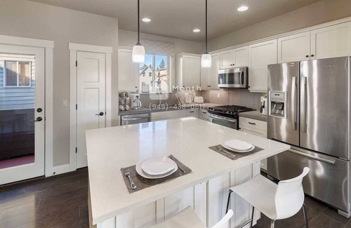 Cedar Hills House | The Treasure on Burlwood Ln