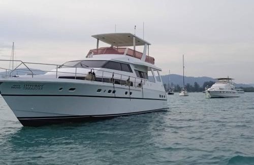 Patong Boat Rental | The Treasure
