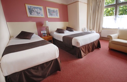 Iffley Hotel | The Tree Hotel at Iffley