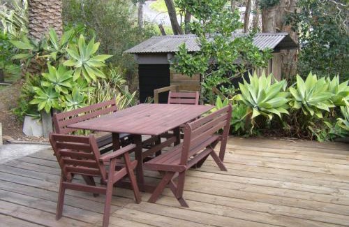 Crescent Head House | The Tree House, 6 Gowing Street