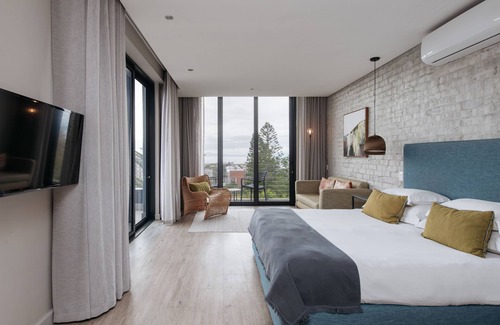 Green Point Hotel | The Tree House Boutique Hotel