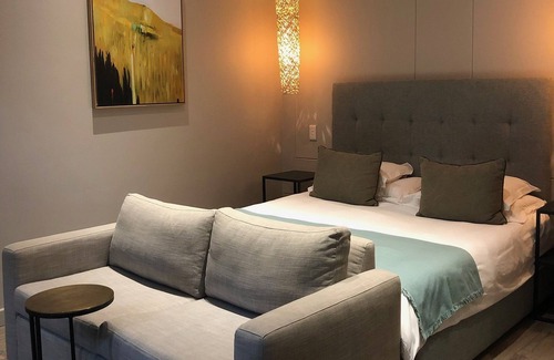 Green Point Hotel | The Tree House Boutique Hotel