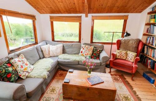 St Brides House | The Tree House