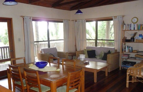 Tin Can Bay House | The Treehouse at Tin Can Bay
