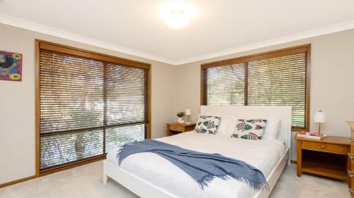 Pearl Beach House | The Treehouse -Pet Friendly, Heated Spa
