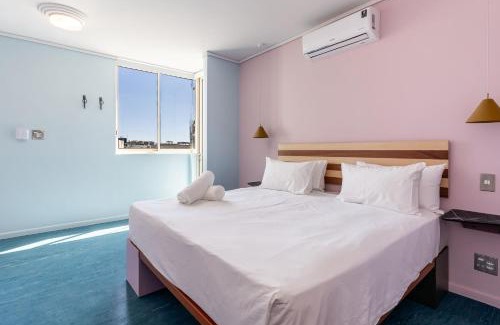 Sea Point Hotel | The Tropicana Hotel