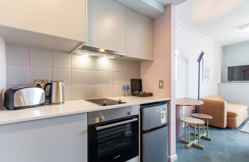 Sea Point Hotel | The Tropicana Hotel