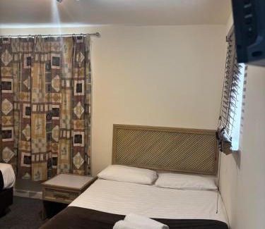 Nottingham Hotel | The Tudor House Hotel