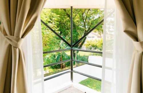 Taman Istana House | The Tudor