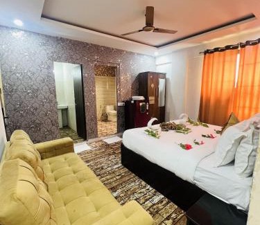 Vrindavan Hotel | The Tulsi Garden - Ashram vihar vrindavan