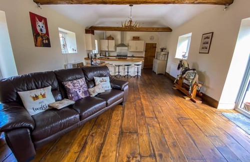 Donyatt House | The Udderhouse - Udderly Unforgettable 5* Retreat