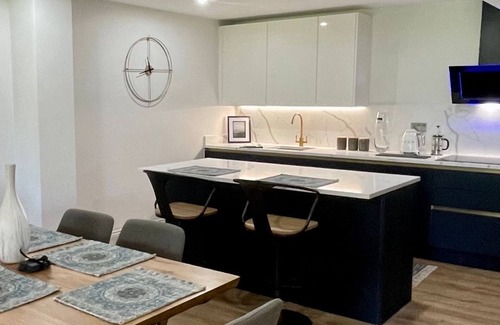 Ilkley Apartment | The Ultimate in Luxury apartment getaway on the river Wharfe, Ilkley.