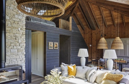Lechlade Cabin | The ultimate Cotswolds escape.