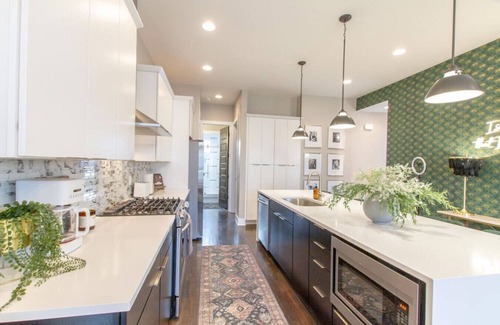 Hadley - Washington House | The Ultimate Double Rooftop Deck w/Skyline Views